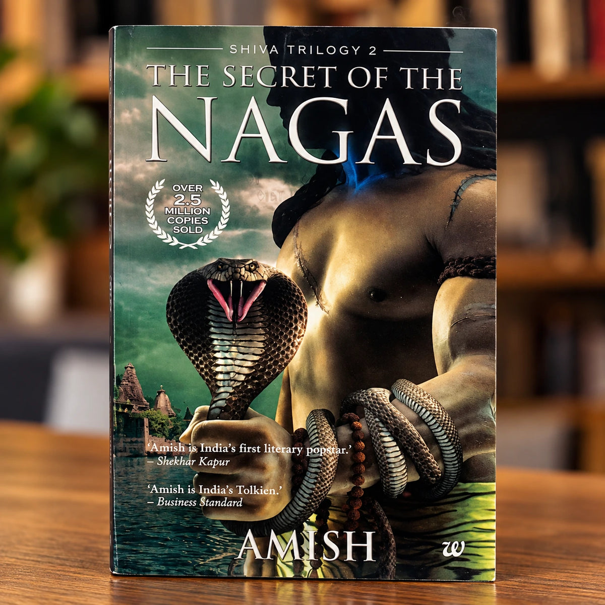 The Secret of the Nagas by Amish Tripathi, Shiva Trilogy Book 2 front cover featuring Shiva and a naga